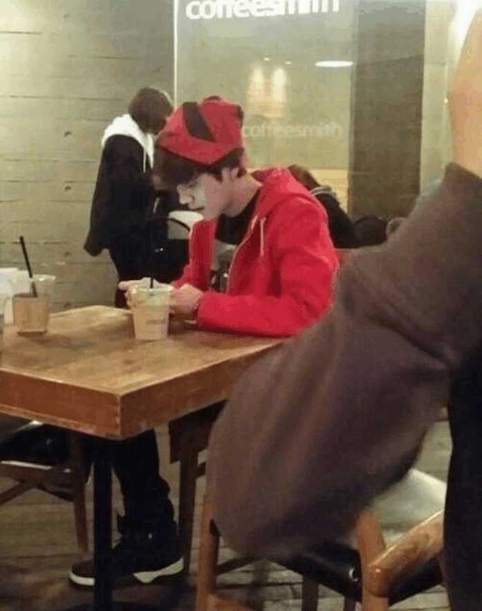 鹿晗吃火锅视频,鹿晗吃火锅三个小时