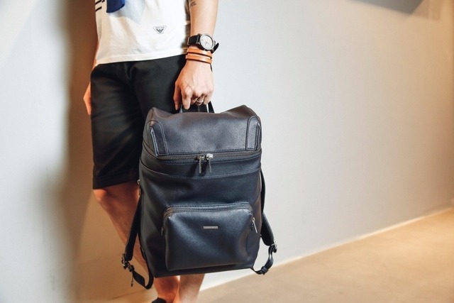 男生时尚背包穿搭,教你打造型男穿搭风格