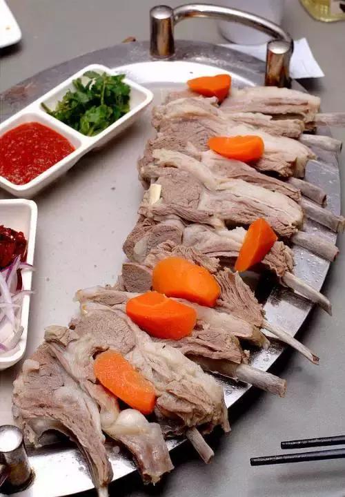 这是一条凶残的推送！8家“食肉兽”必吃的店！一口入魂···