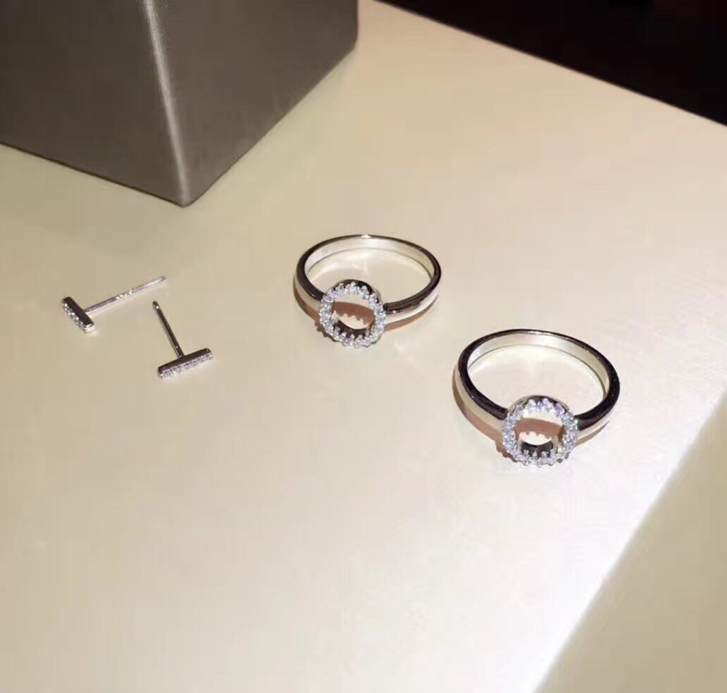 s925标准银首饰保养,s925银饰品可以换款式吗