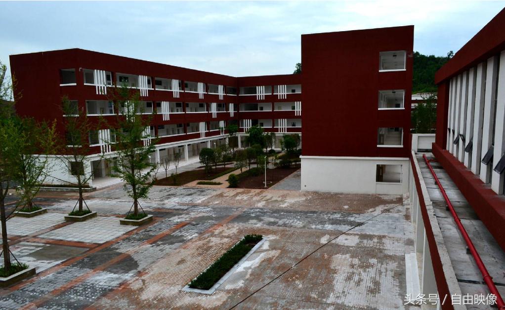 营山县西城实验学校有多少个班,营山西城实验学校航拍