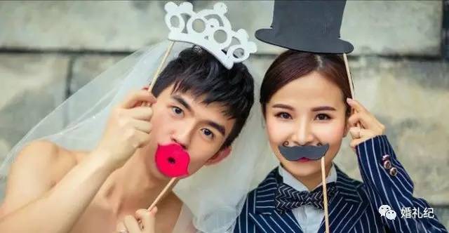 10种必拍婚纱照风格,摄影师亲手教新人摆婚纱照造型