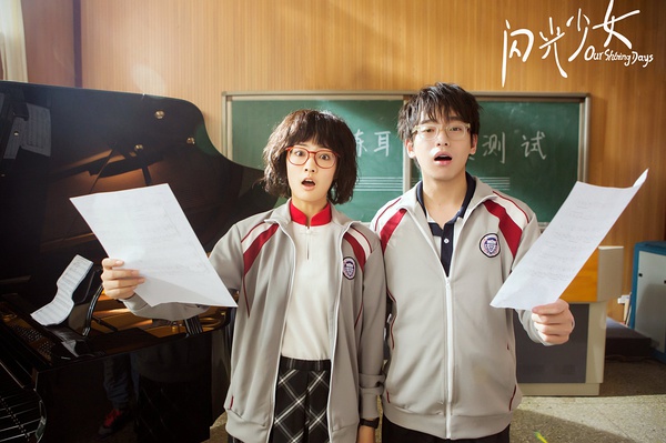 闪光少女做着平凡的事,闪光少女每个人都有自己的梦想