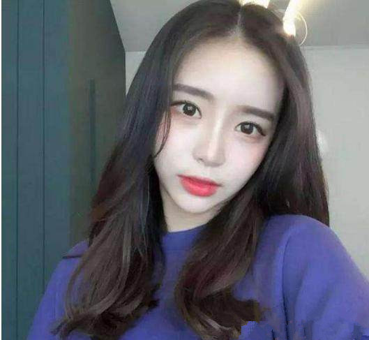 任何脸型都适合中分吗女生,怎么样才能留一个好看自然的中分