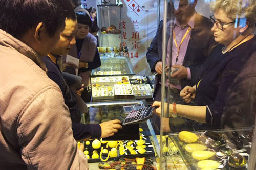 珠宝代购时大家要多长个心眼，切莫因小失大