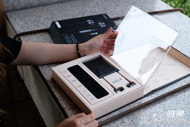 日常通勤降噪耳机推荐,通勤入耳蓝牙耳机推荐