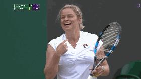 尴尬！温网球迷对前世界球后指指点点直接被球后要求上场对打如果在中超会怎么样？