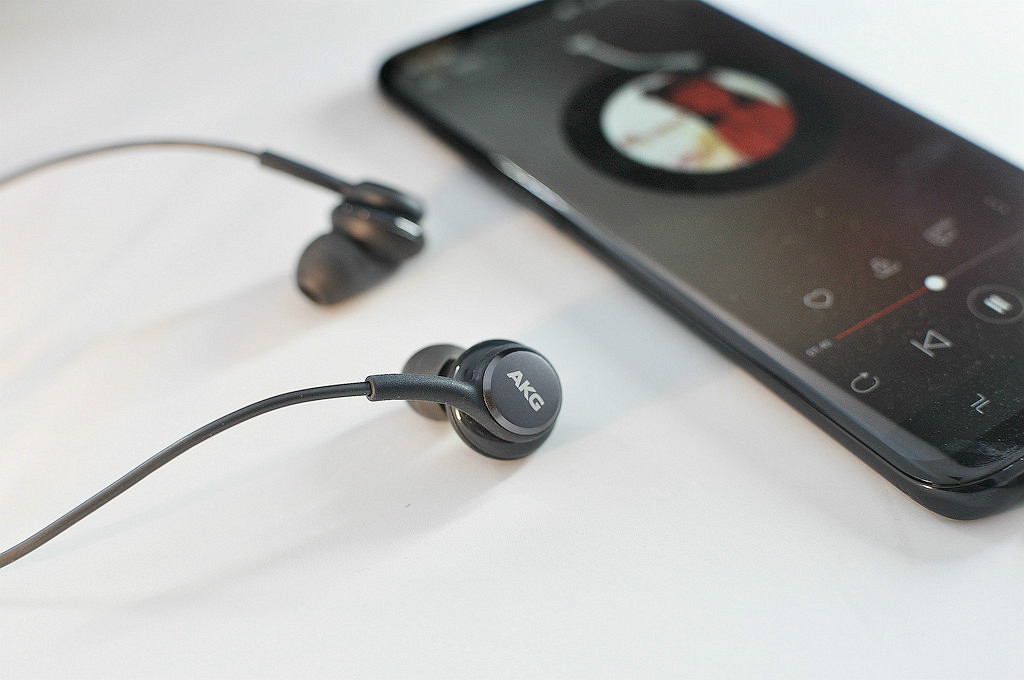 三星galaxys8音质怎么样,三星s8耳机akg