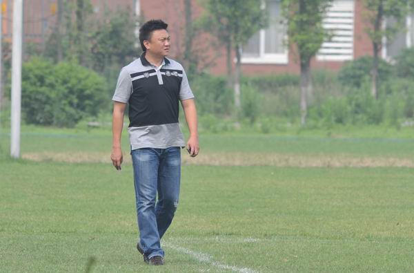 孤胆大侠,足球界的孤胆英雄是谁