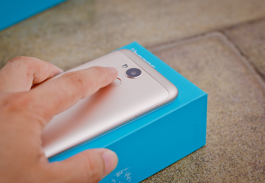 千元机测评荣耀畅玩20,荣耀畅玩6a评价