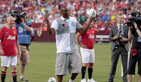 科比和梅西打篮球谁厉害一些,科比和梅西谁是篮球高手