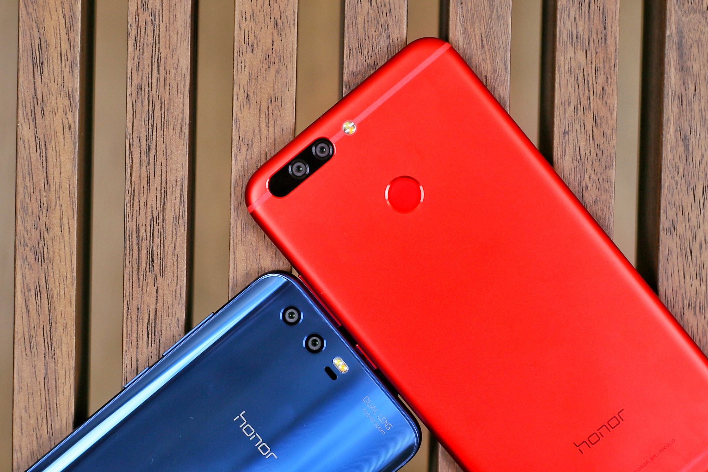 荣耀9和荣耀v9的区别哪个好,荣耀v9和荣耀v9play哪个好