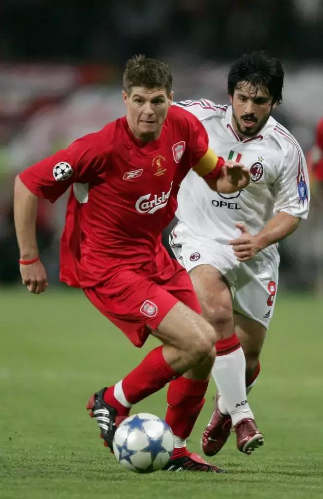 阿迪达斯足球纪念款,阿迪达斯如今落寞的鞋