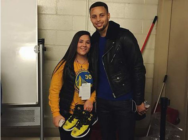 勇士库里和掘金,超级巨星库里逆袭勇士队重焕生机