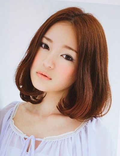 脸大卷发发型女2020流行发型40岁,脸大弄什么短发好看