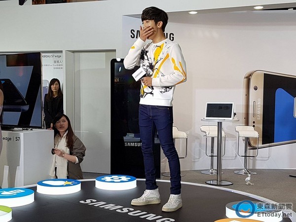 SamsungGalaxyS7edge体验：高效、极美