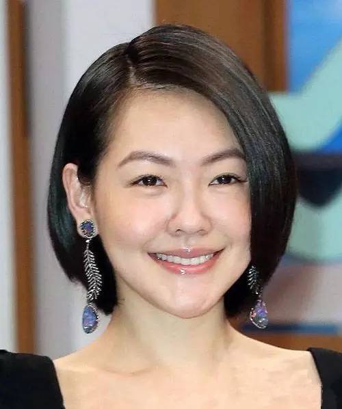 佟大为娇妻挺大肚疑怀第三胎：剖腹产最多剖几次？