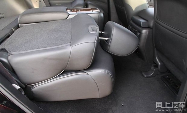 汽车异味重容易恶心怎么办,汽车有异味怎么去除最有效