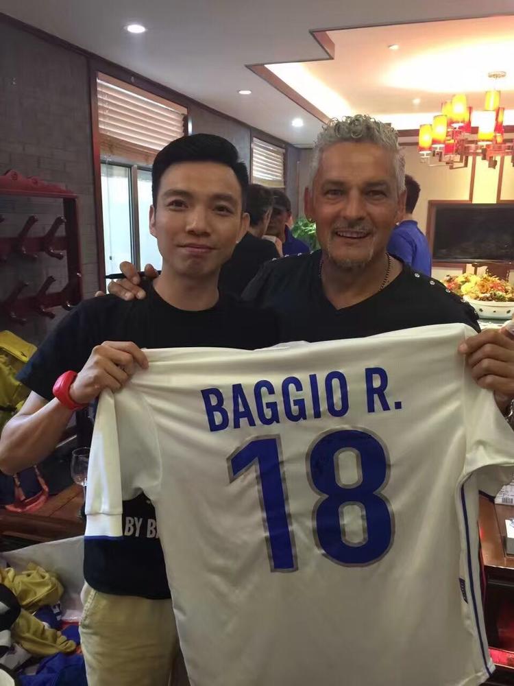 融资600万他用拇指大小智能芯测30项数据前国脚绿茵场上曾试用