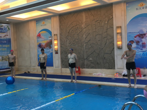 劈波斩浪显本领砥砺前行,劈波斩浪力争上游