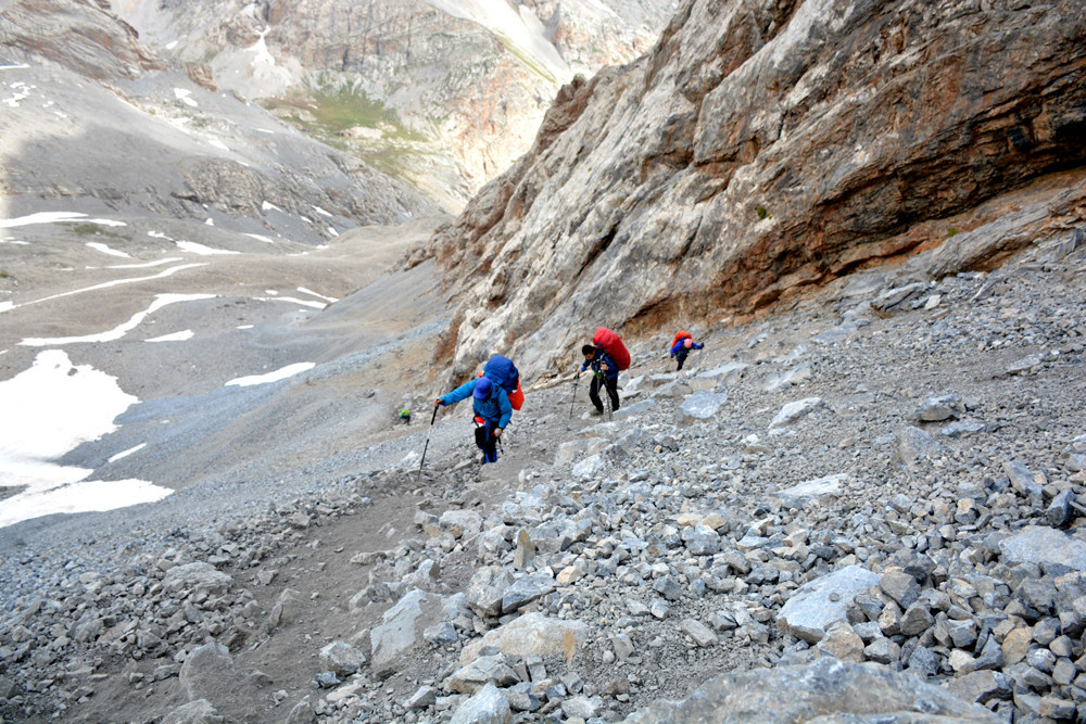 行者无疆-6月乌孙，漂洋过海为圣湖，翻山越岭因初心