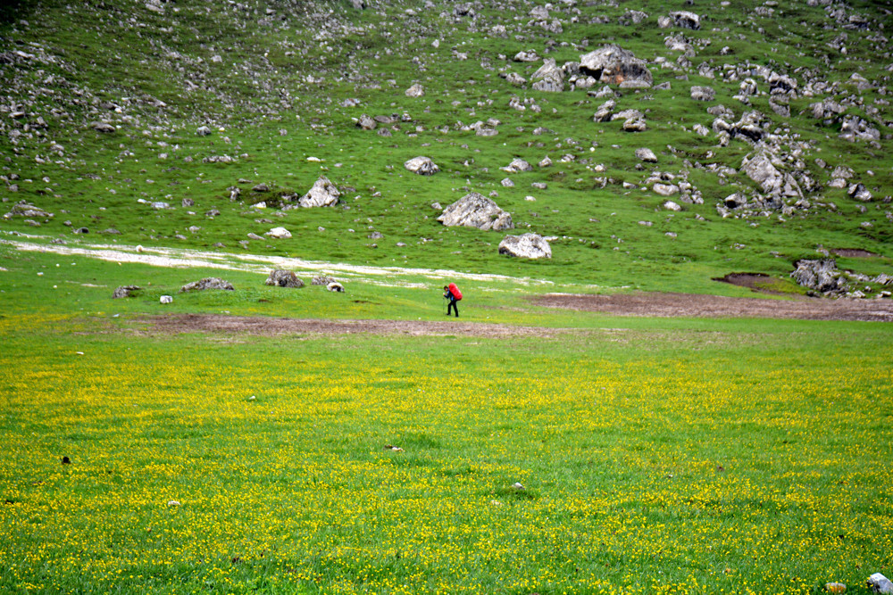 行者无疆-6月乌孙，漂洋过海为圣湖，翻山越岭因初心