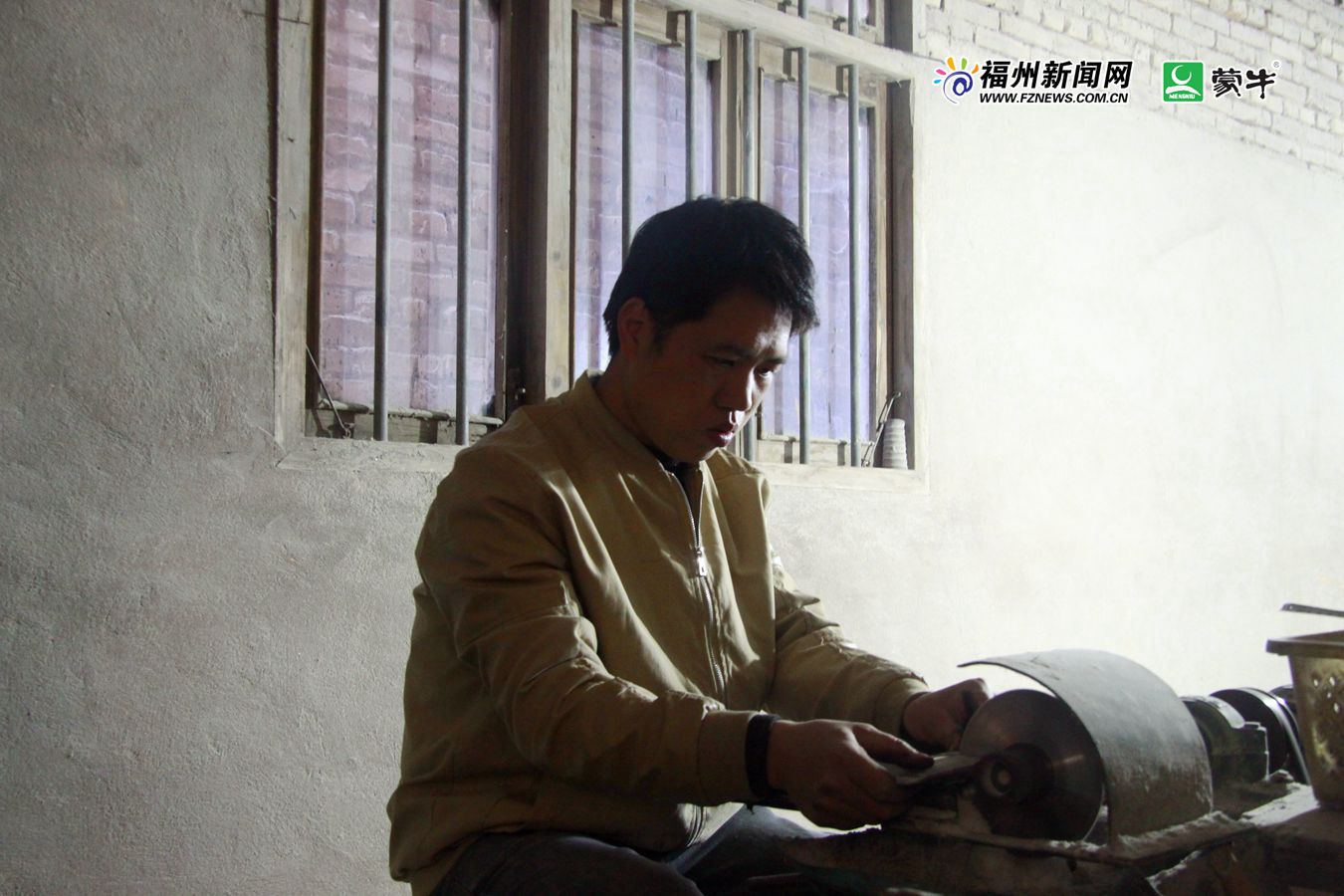 “角梳艺人”陈治楚：福州三宝今犹在