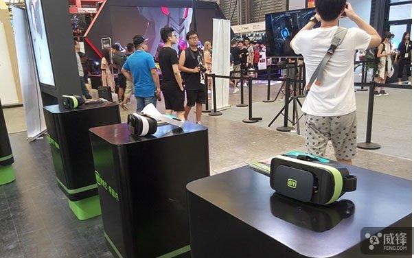 ces2019爱奇艺vr设备,爱奇艺最新款vr