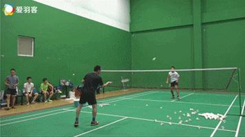 单打猛攻不下，何不试试打吊结合