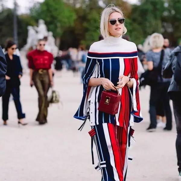 杨幂背过的包包,杨幂最近背过的包包