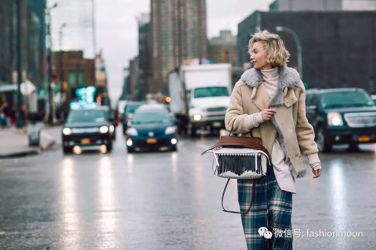 适合刚入职场的大学生的包包,50岁职场女人大牌包包