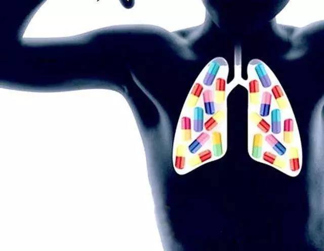 男子肺部,一咳嗽肺部就像撕烂一样