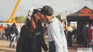 情人节送巧克力应该送什么样的,情人节送花和巧克力代表什么含义