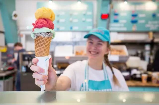 夏天必吃海盐绵绵冰甜品推荐,来冰岛一天吃什么