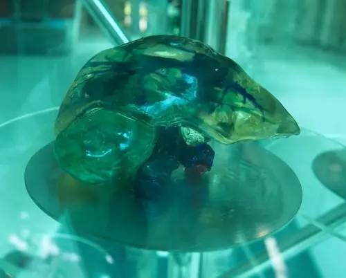 这个博物馆有点“疯狂”!2300份人体结石今天展出!就在东莞这个地方……