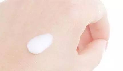 23吨假冒进口化妆品,海关查获的化妆品是正品吗