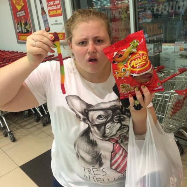 从132斤美女减肥到80斤,减肥成功后逆袭变网红