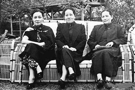 是谁成就了这个影响三代国家领袖的传奇家族？