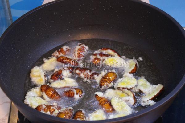 干煸蚕蛹香辣酥,干煸蚕蛹的正确方法