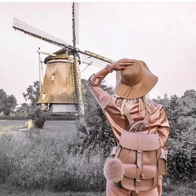 百搭双肩包推荐小众高级感,一款兼顾颜值与实用的双肩包