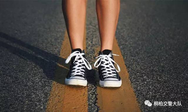 绿灯行就一定安全吗？