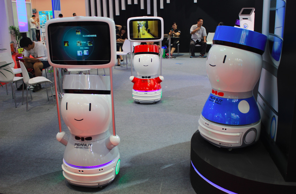 盘点那些让人类逼疯的机器人,所有黑科技机器人