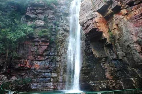 黄果树瀑布深度游一下,除了黄果树瀑布还有什么瀑布好看