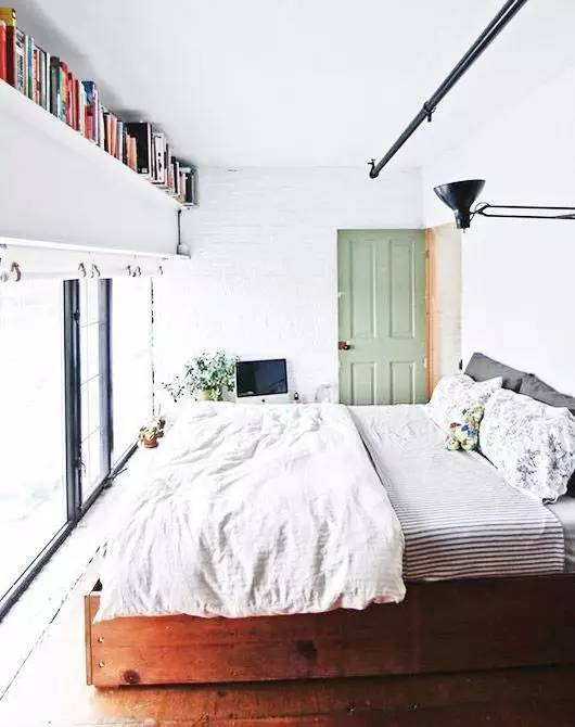 选不好它,我还怎么在卧室里*爱做**做的事啊!