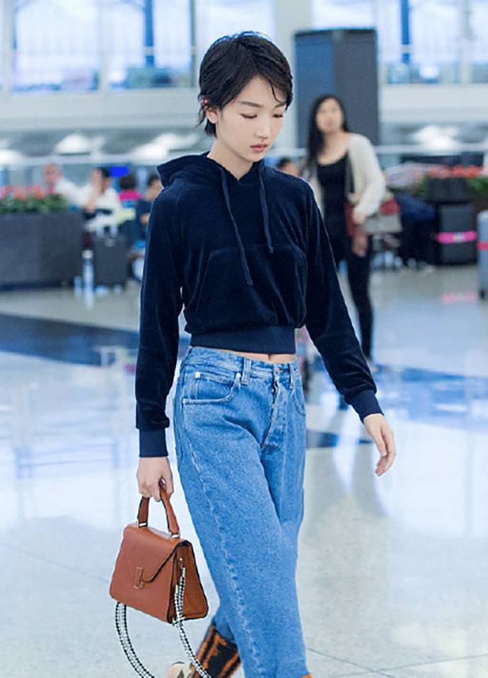 如何把连帽衫穿出霸气的感觉,怎么把连帽衫穿的好看