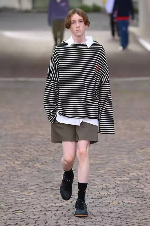 丑酷丑酷的运动服被权志龙带火了？目测杀马特鼻祖kappa又要烂大街