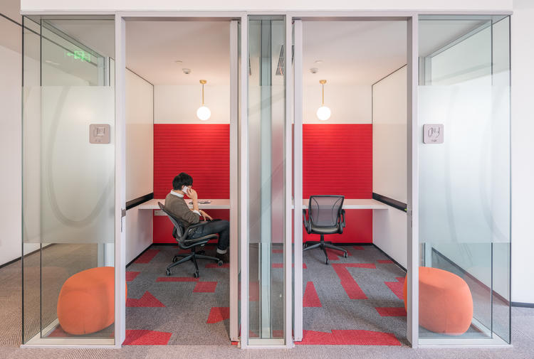 开放式办公室模式,开放式与封闭式办公室