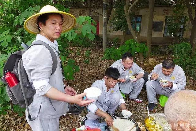 徒步登九华山,九华山徒步朝拜攻略视频