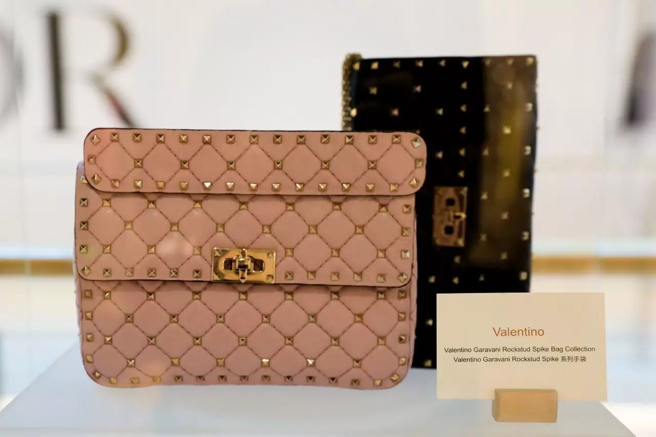 这些中国「别的地方没得卖」的时髦货|都在这个商场里!