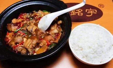 黄焖鸡米饭卖多少钱,美国黄焖鸡米饭价格表